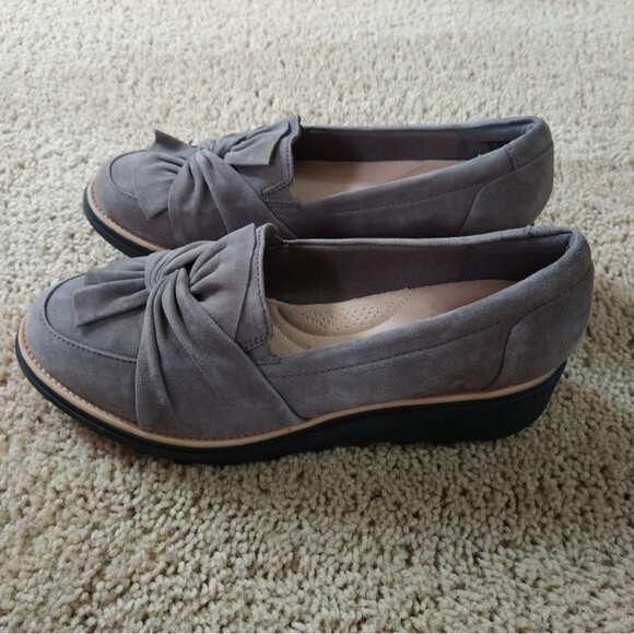 Clarks Gray Loafers - Picture 6 of 11